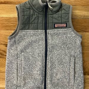 EUC 2T vineyard vines boys vest